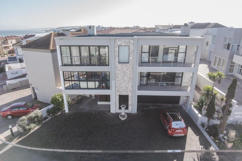 4 Bedroom Property for Sale in Calypso Beach Western Cape